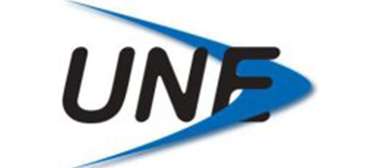 une